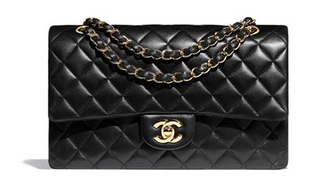 chanel iconic product photo.